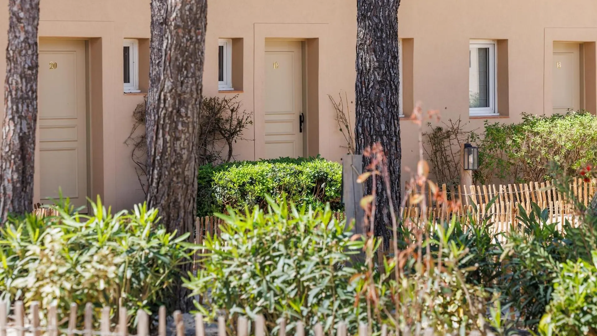 Le Domaine De La Mer - Appartements De Plage Dans Un Cadre Enchanteur Hyères Francia
