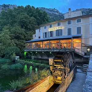 Le Chateau Olive Et Raisin Appartement
